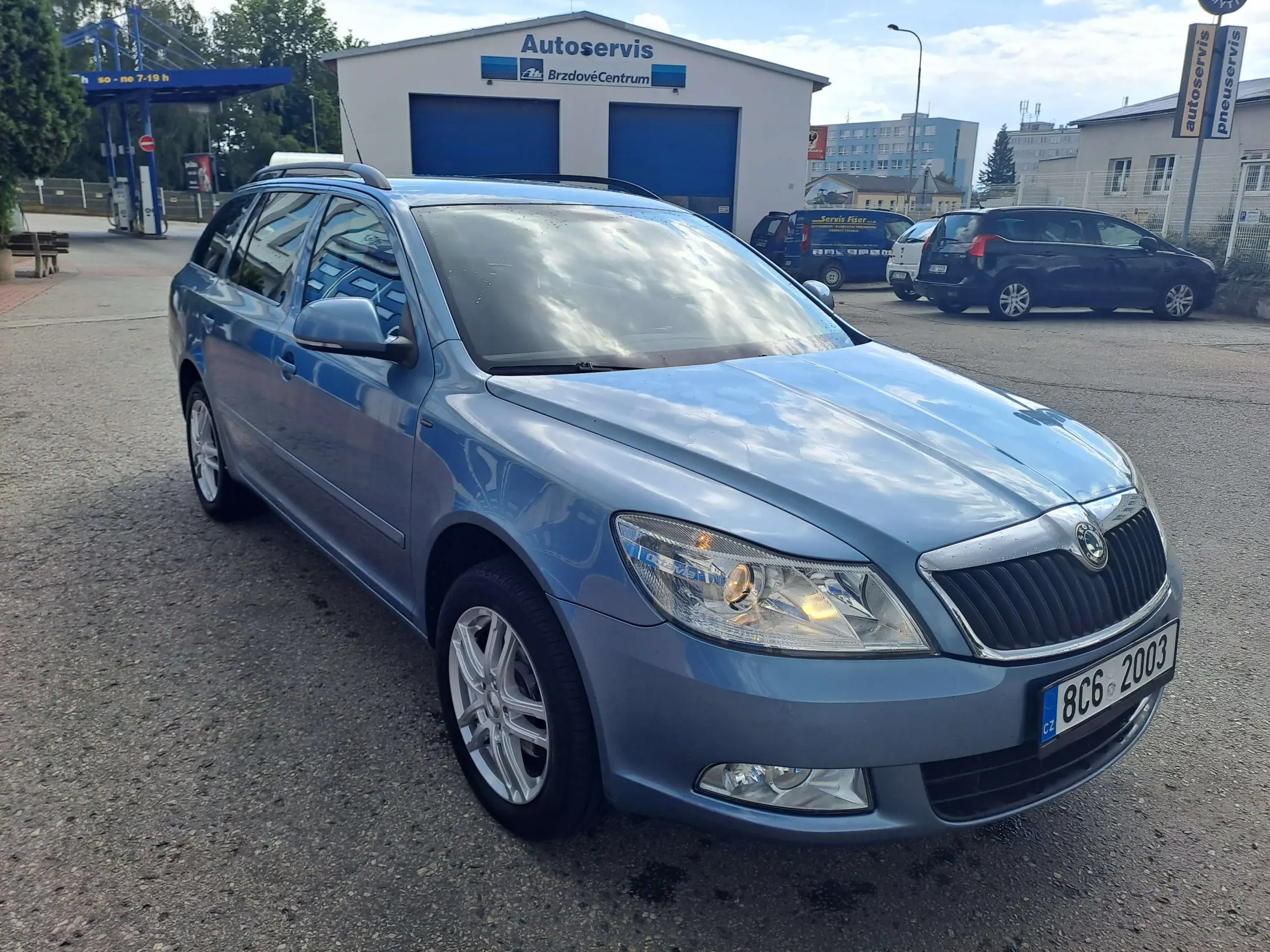 Škoda Octavia  2