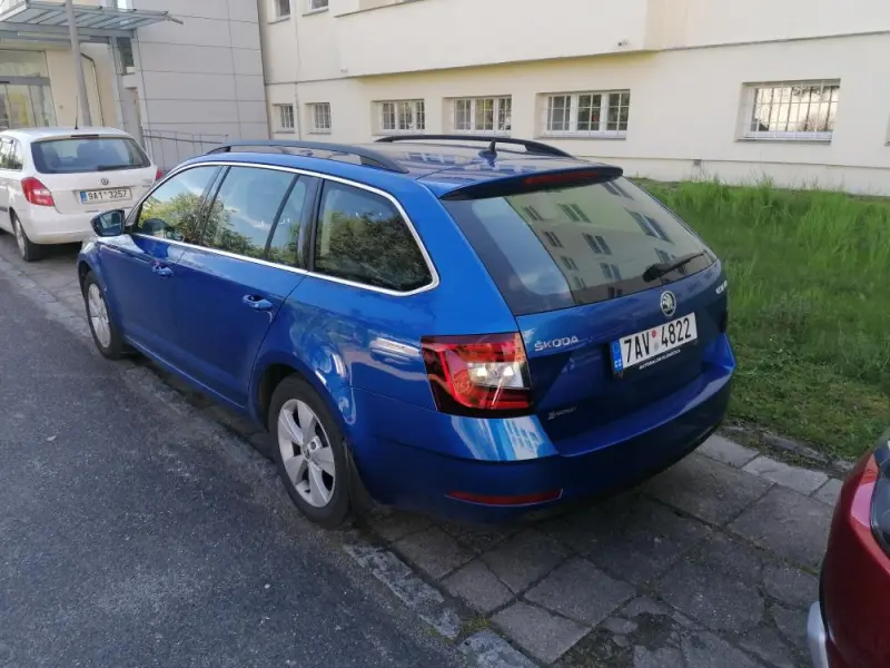 Škoda Octavia  2