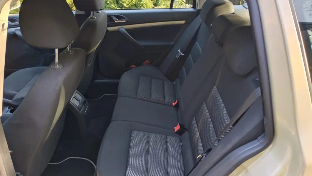 Škoda Octavia Scout 2.0 TDI 4×4, 104 300 km, 2011, TOP stav, STK 2027 7