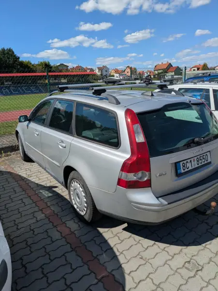 Volvo V50  5