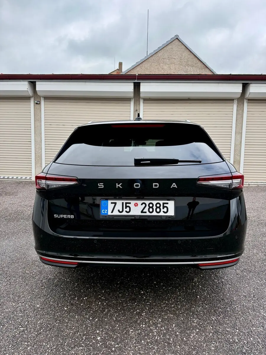 Škoda Superb 4 IV L&K 1,5TSI, 2025, 1300km, DPH, ČR 1