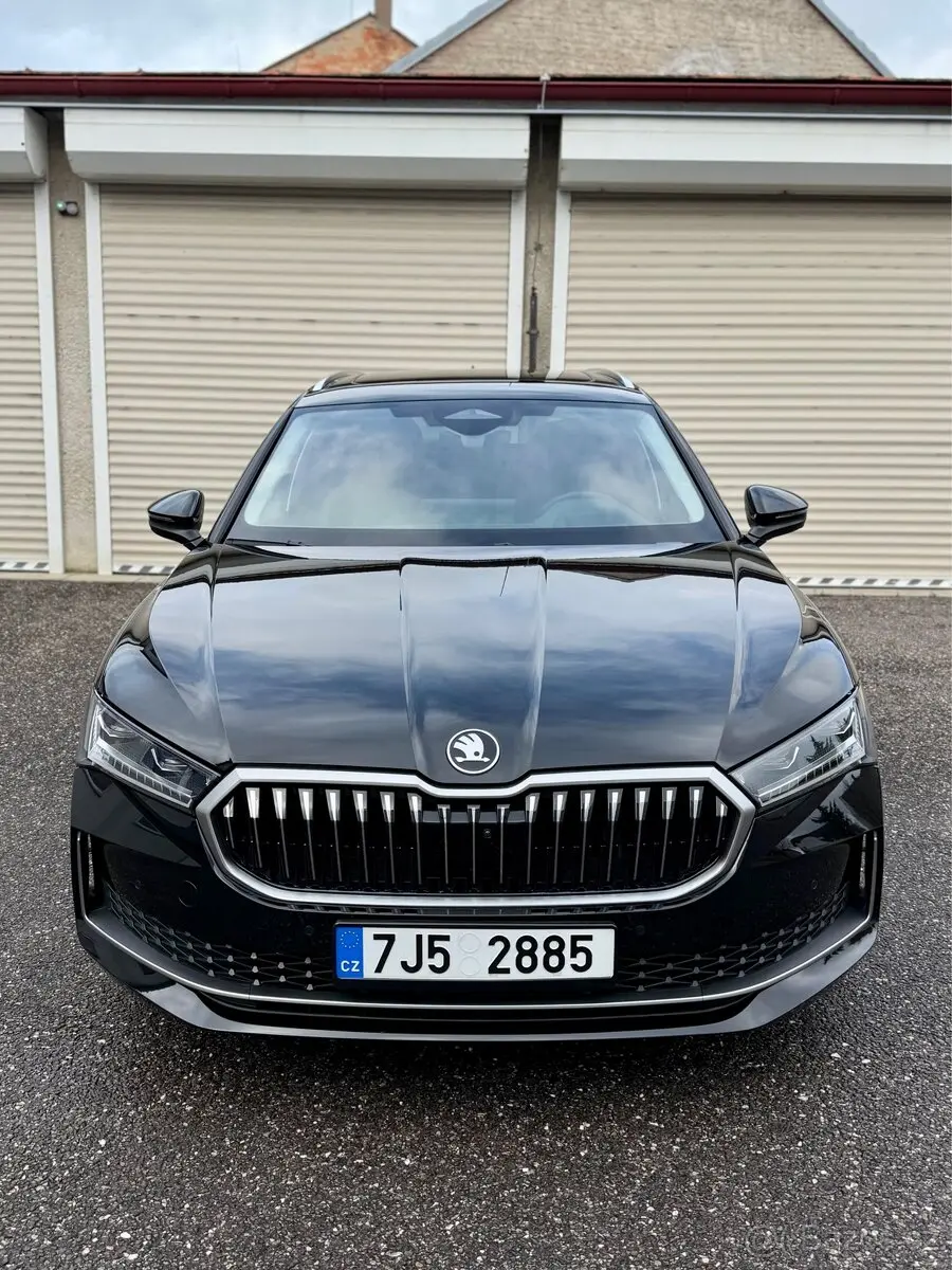 Škoda Superb 4 IV L&K 1,5TSI, 2025, 1300km, DPH, ČR 7