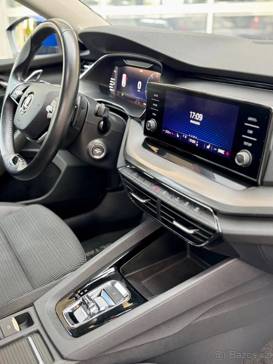 Škoda Octavia 4 2.0TDI DSG 8/2021 167 000km nehavarovaná 9