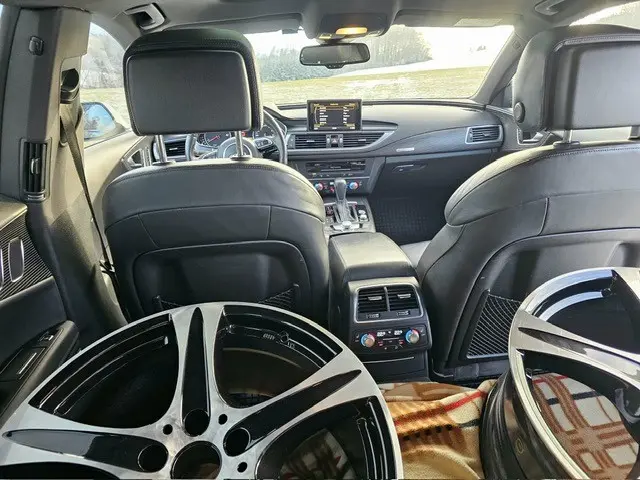Audi A7  7